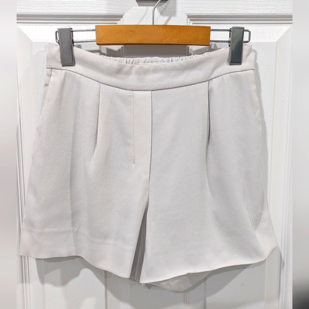 Babaton Conan Shorts, Light Grey | Size 0